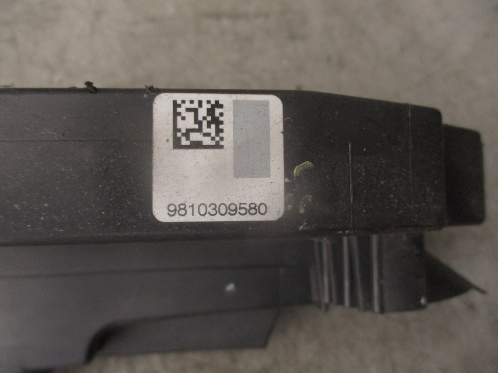 2014 PEUGEOT 308 MK2 NSF PASSENGER SIDE FRONT DOOR LOCK MECHANISM 9810309580