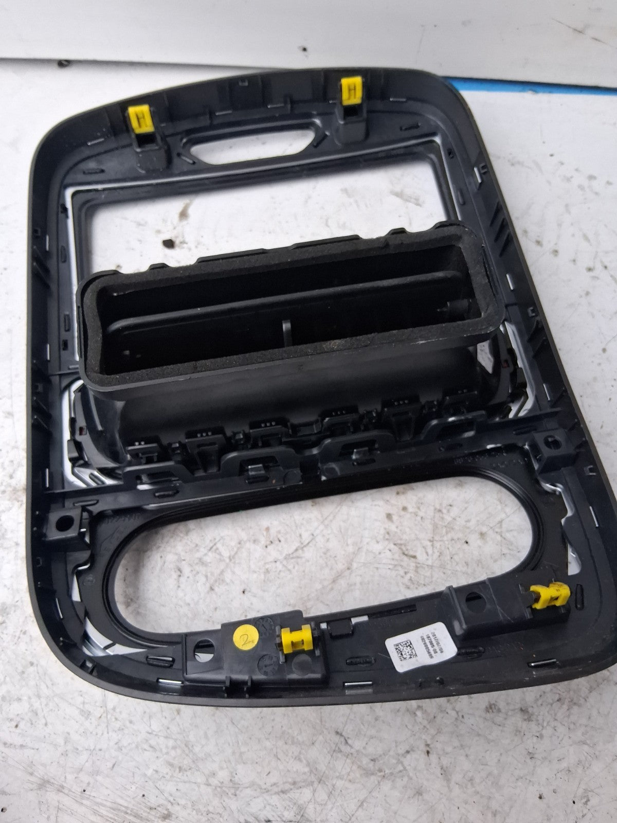 2017 RENAULT CLIO SAT NAV HEAD SURROUND TRIM 682600568R