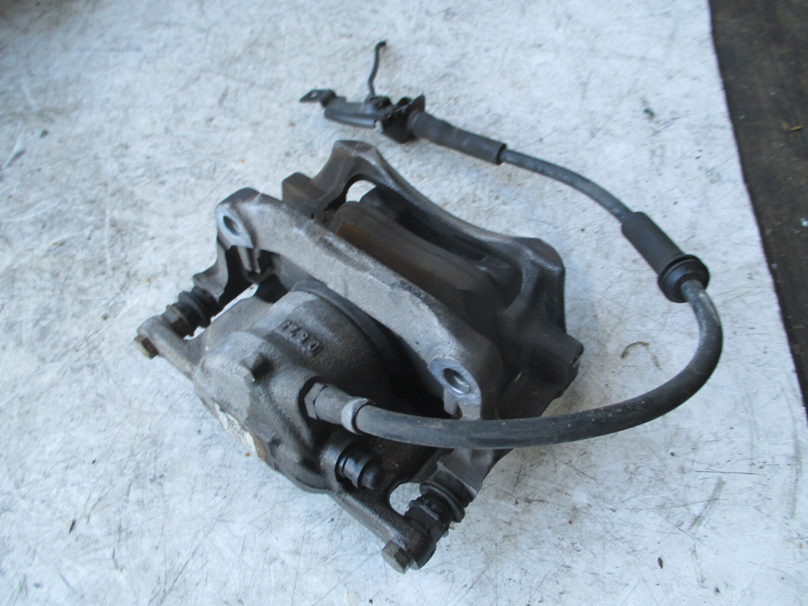 MERCEDES GLA X156 MK1 180 1.6 PETROL NSF PASSENGER SIDE FRONT BRAKE CALIPER