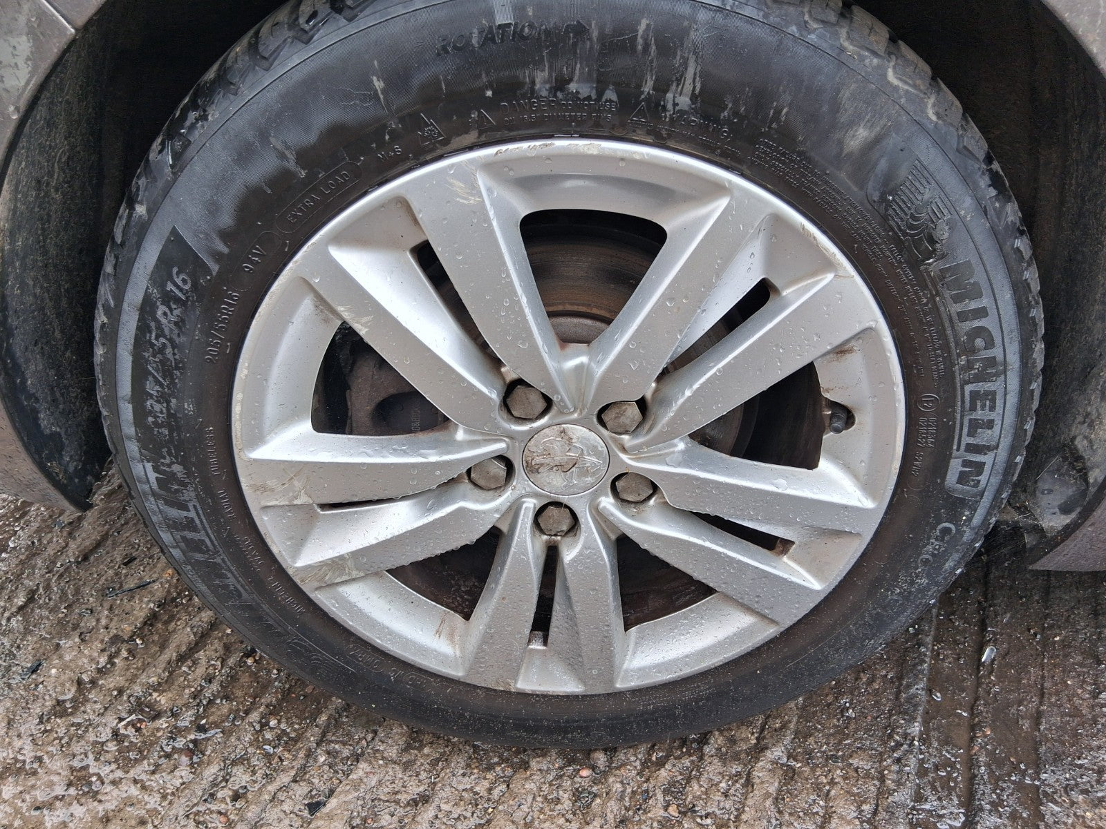 2015 PEUGEOT 308 MK2 ESTATE 16 INCH ALLOY WHEEL WITH TYRE 205/55R16