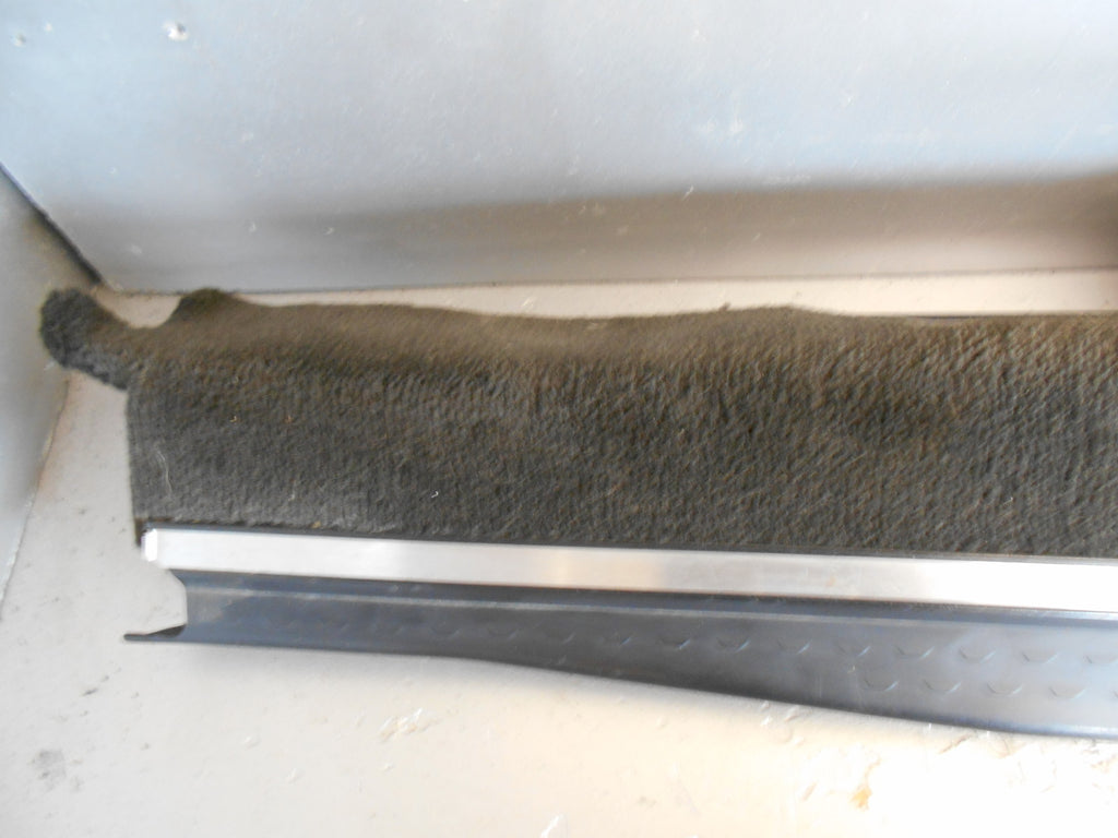 MERCEDES 300SL 1990 DOOR CILL BLACK NSF PASSENGER SIDE 1296800135
