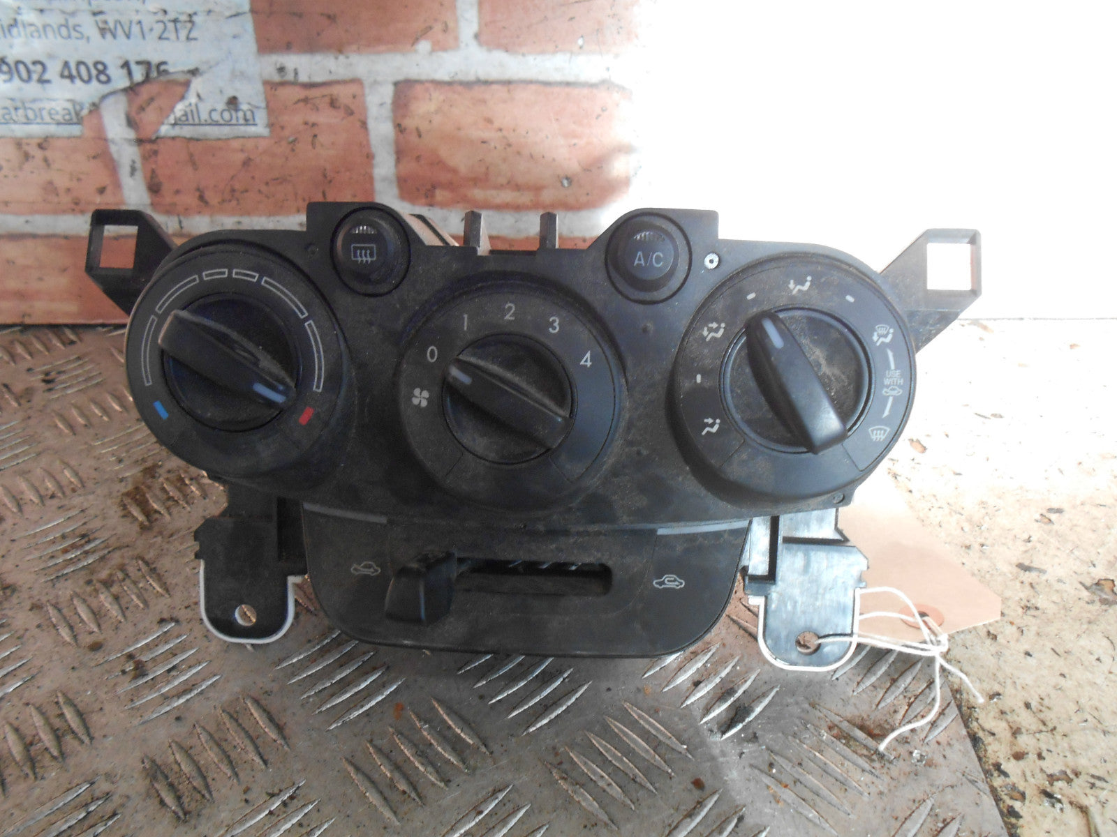 MAZDA 2 2009 HEATER AC AIR CONDITIONING CLIMATE CONTROL PANEL N D651 8E15
