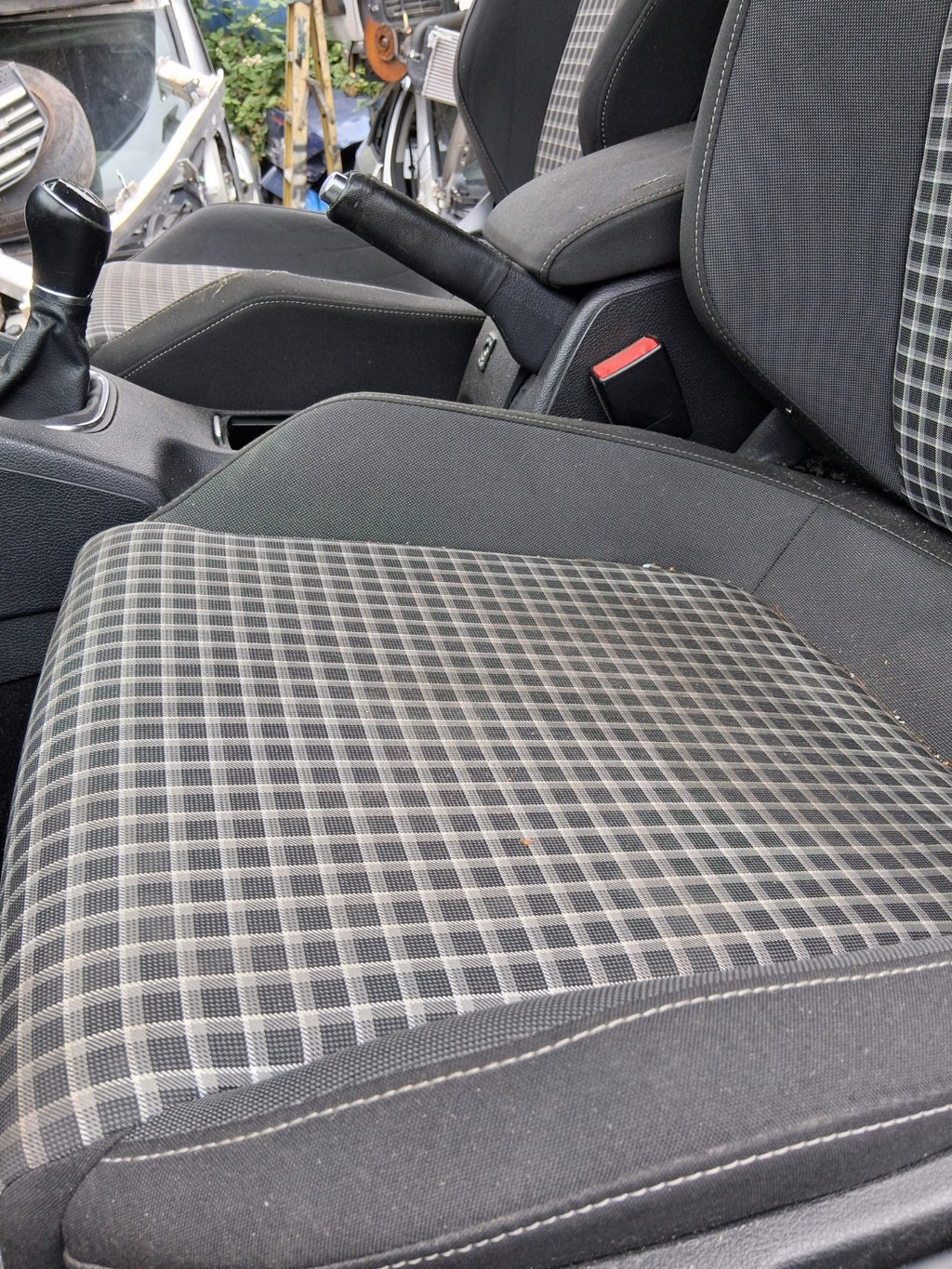 2015 VW VOLKSWAGEN SCIROCCO MK3 NSF PASSENGER SIDE FRONT LEFT FABRIC SEAT