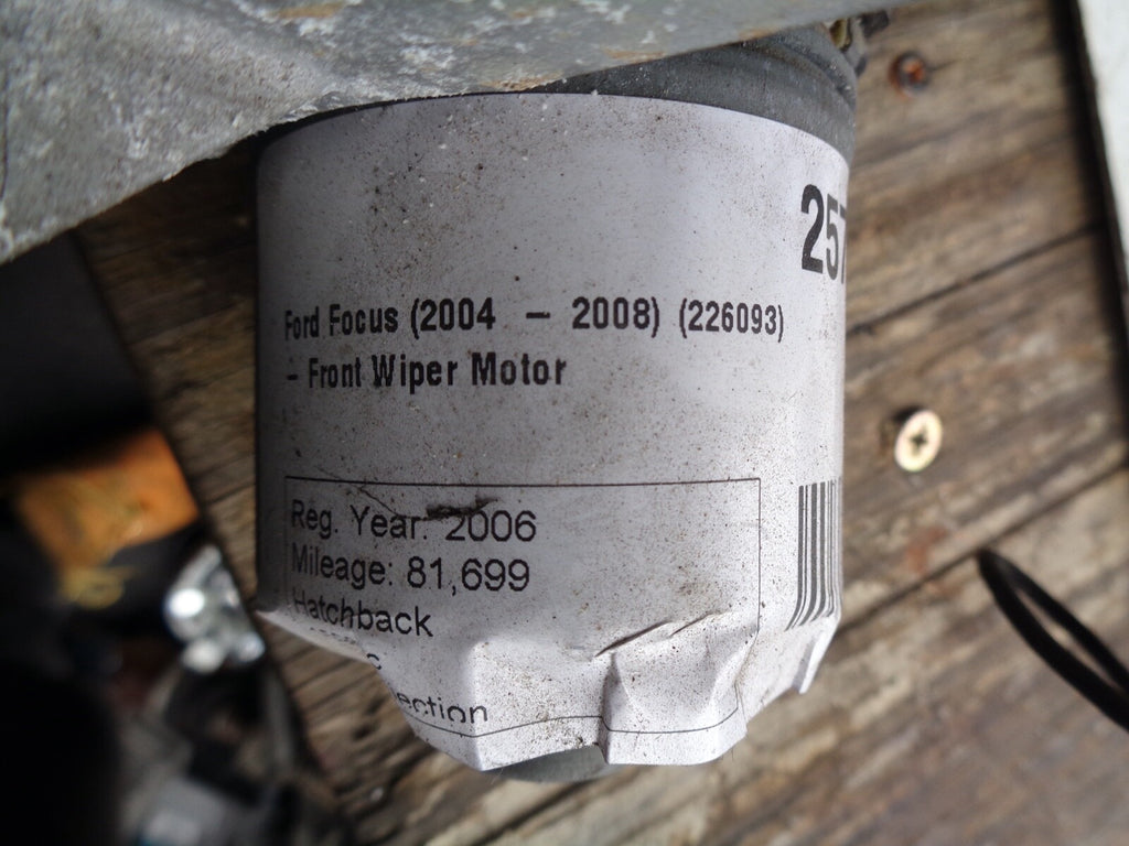FORD FOCUS MK2 HATCHBACK 1.6 FRONT WIPER MOTOR AND LINKAGE 3397020777