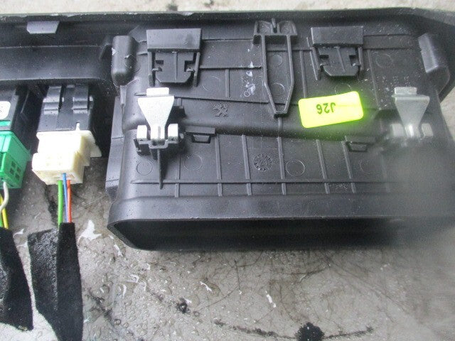 2021 CITROEN BERLINGO AIR VENT GRILL 9817042977