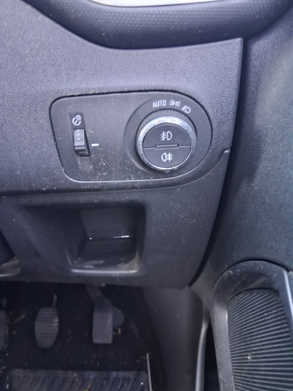 2022 VAUXHALL CROSSLAND HEADLIGHT CONTROL ADJUSTER SWITCH