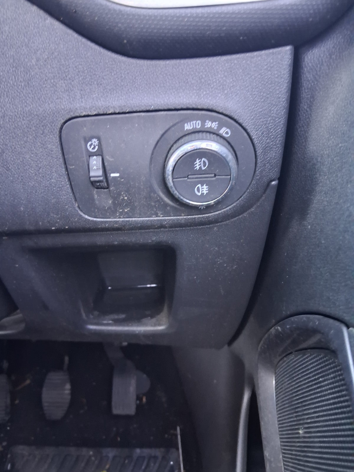 2022 VAUXHALL CROSSLAND HEADLIGHT CONTROL ADJUSTER SWITCH