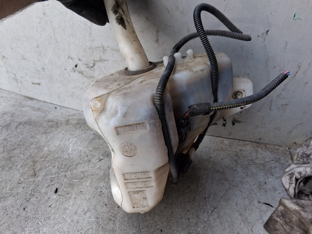 2008 VAUXHALL CORSA D WINDSCREEN WASHER BOTTLE TANK RESERVOIR 461011736