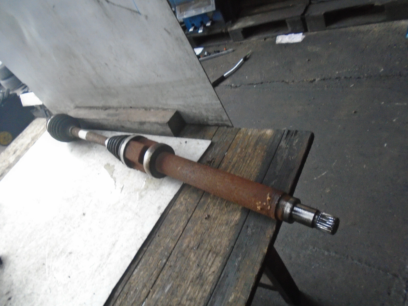 FORD FEISTA MK7 1.2 PETROL MANUAL DRIVER SIDE DRIVESHAFT 8V513B436AAF