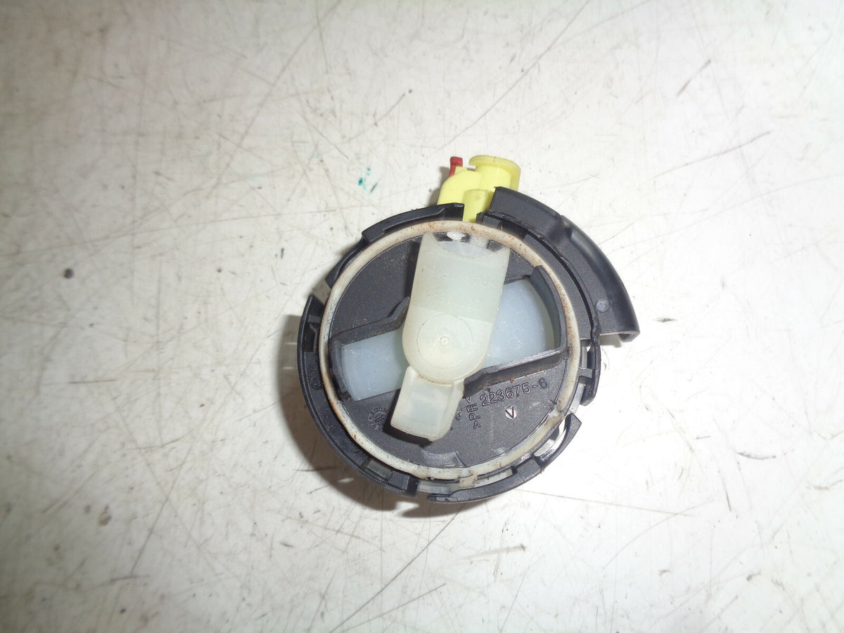 VW VOLKSWAGEN PASSAT B8 2018 DRIVER SIDE FRONT PRESSURE CRASH SENSOR 3Q0959354A