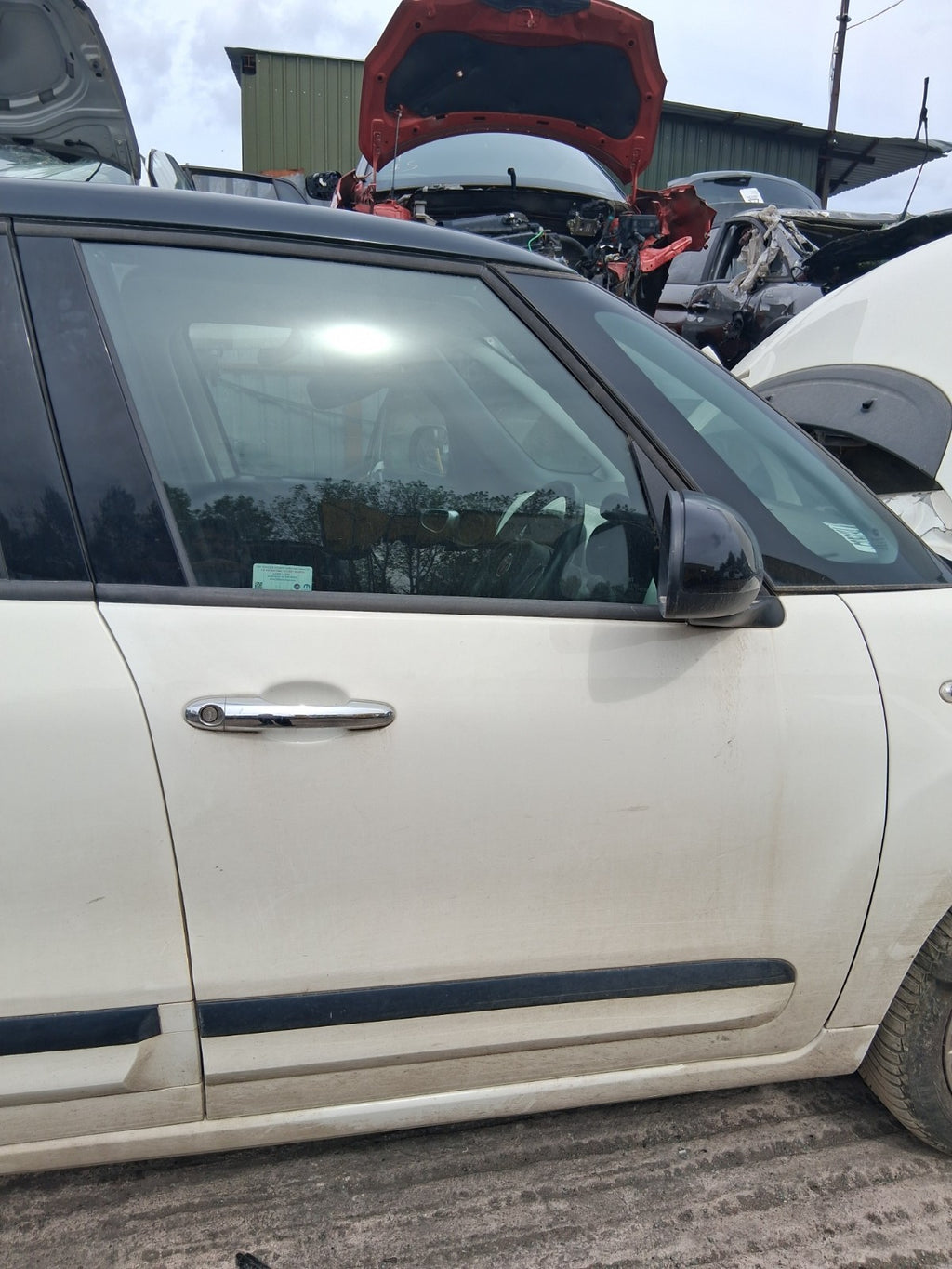 2019 FIAT 500L URBAN OSF DRIVER SIDE FRONT BARE DOOR WHITE BIANCO GELATO 934/A