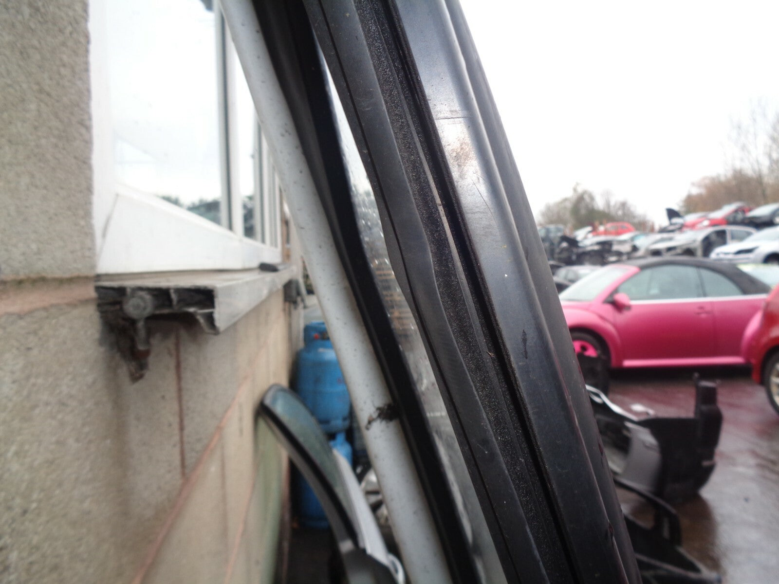 VW VOLKSWAGEN CRAFTER  OSF DRIVER SIDE FRONT DOOR COMPLETE WHITE