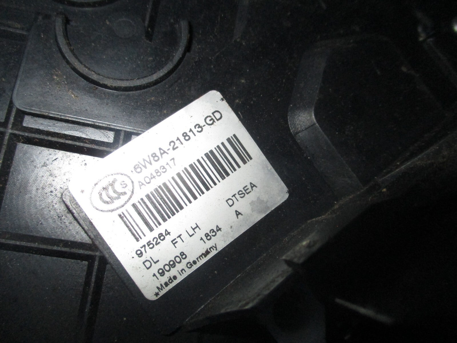 JAGUAR XF 2009 NSF PASSENGER SIDE FRONT DOOR LOCK MECHANISM 6W8A21813GD