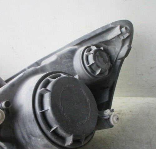 MERCEDES HELLA SIDE FRONT HEADLIGHT HEAD LAMP UNITA6398201961
