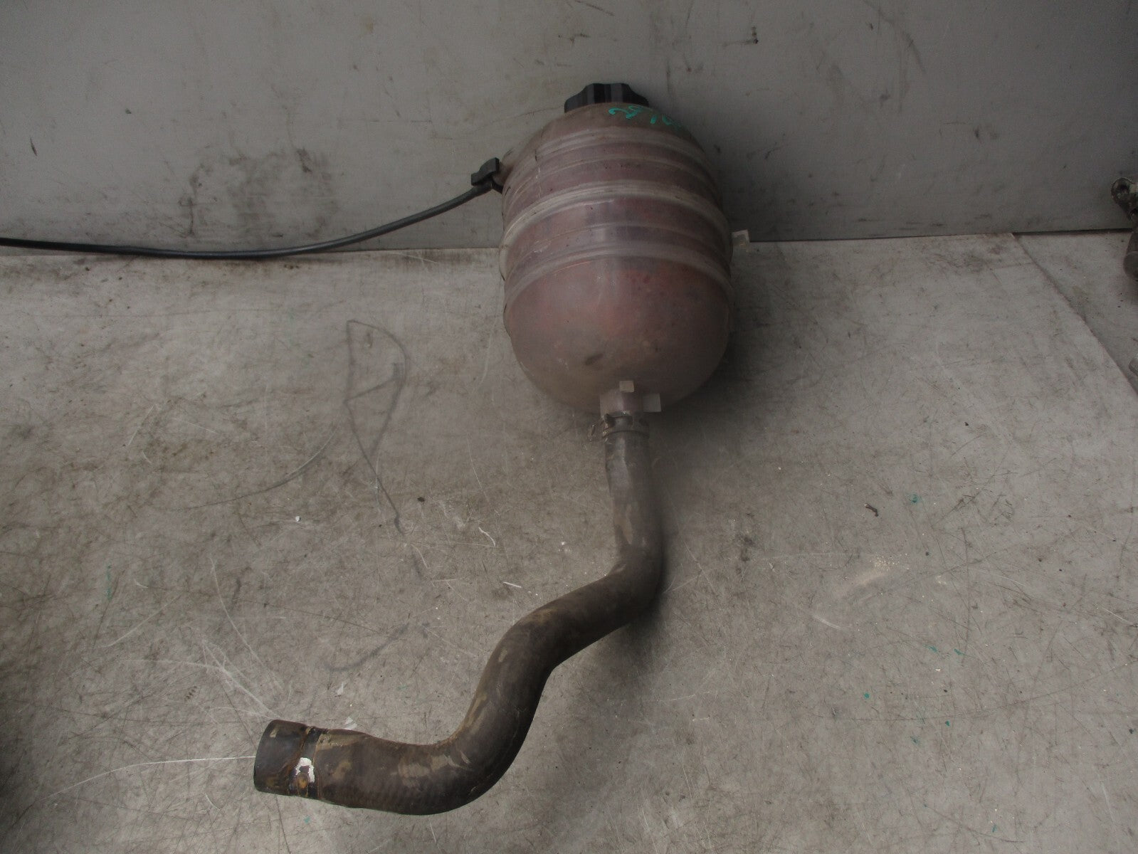 2005 PEUGEOT 206 1.4 PETROL RADIATOR COOLANT EXPANSION BOTTLE TANK 9647777280