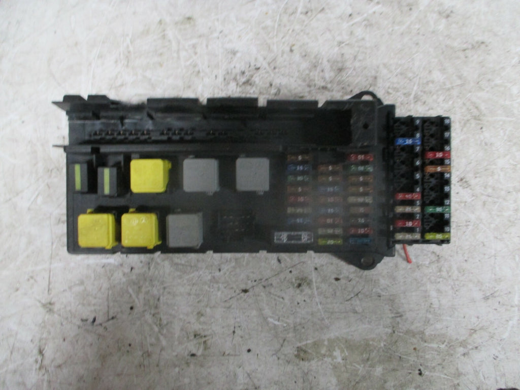 VW VOLKSWAGEN CRAFTER 2015 MK1 FUSE RELAY BOX 9065450201 FUSEBOX