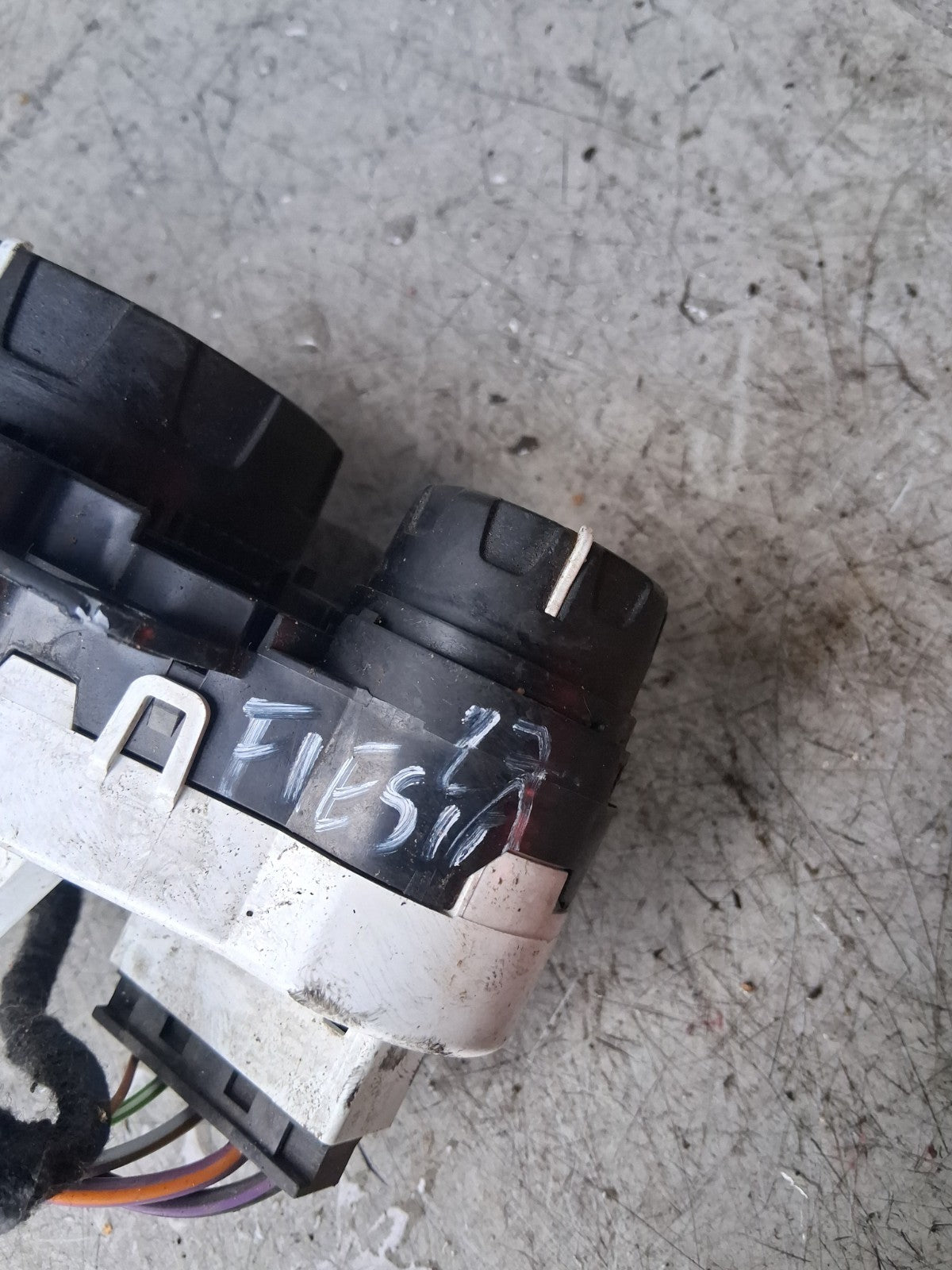 2017 FORD FIESTA HEATER CLIMATE CONTROL SWITCH PANEL 8A6118549