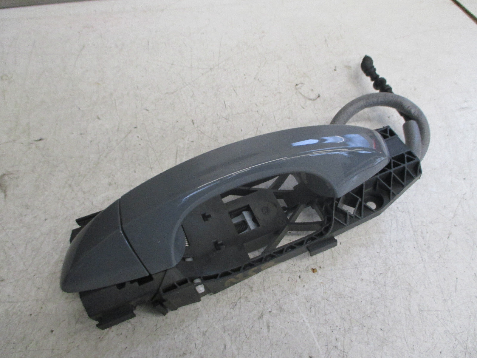 VW VOLKSWAGEN GOLF MK7 2017 NSR PASSENGER SIDE REAR DOOR HANDLE GREY