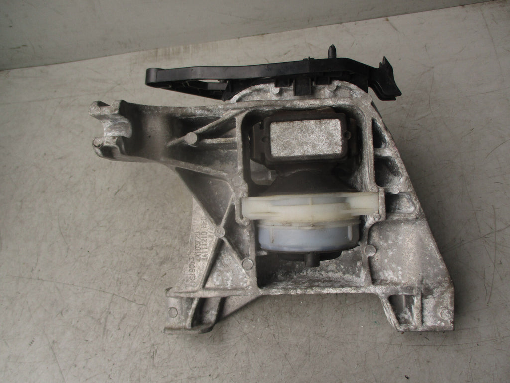2017 NISSAN X TRAIL 1.3 PETROL OS DRIVER SIDE RIGHT ENGINE MOUNT