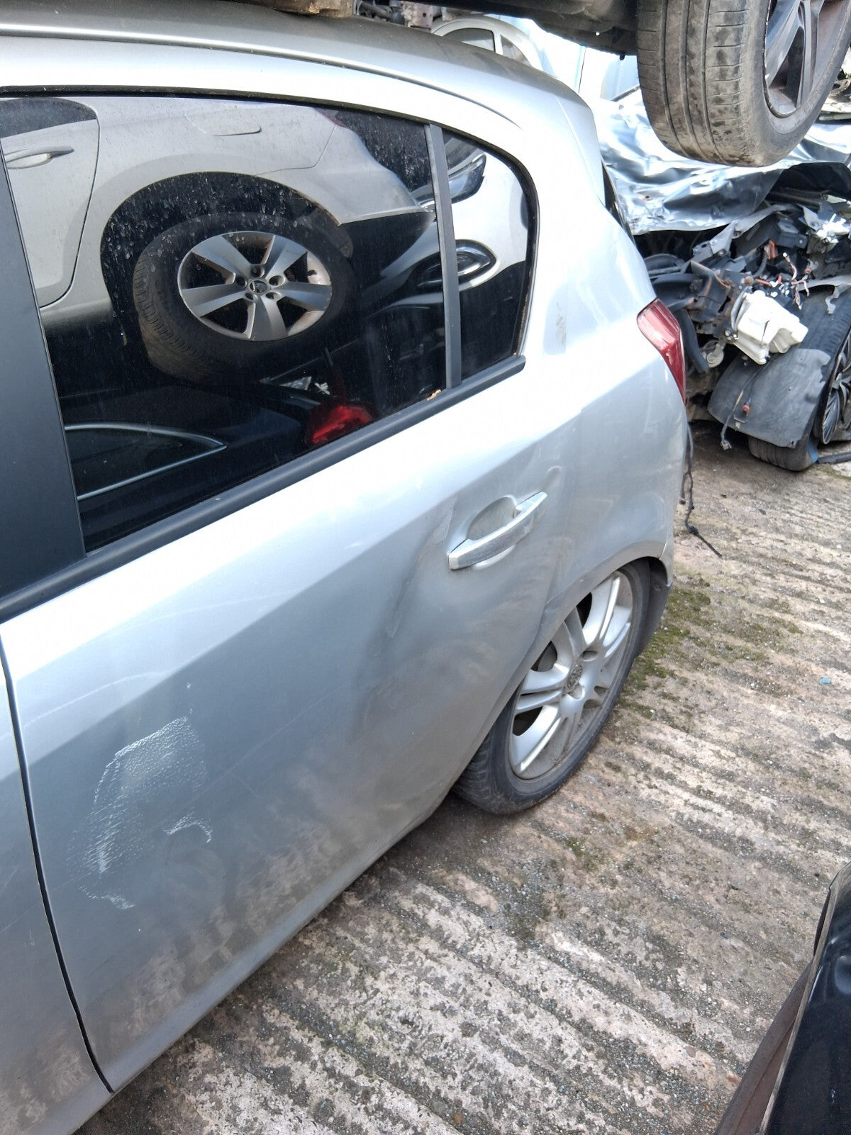 2009 VAUXHALL CORSA D NSR PASSENGER SIDE REAR COMPLETE DOOR STAR SILVER III Z157