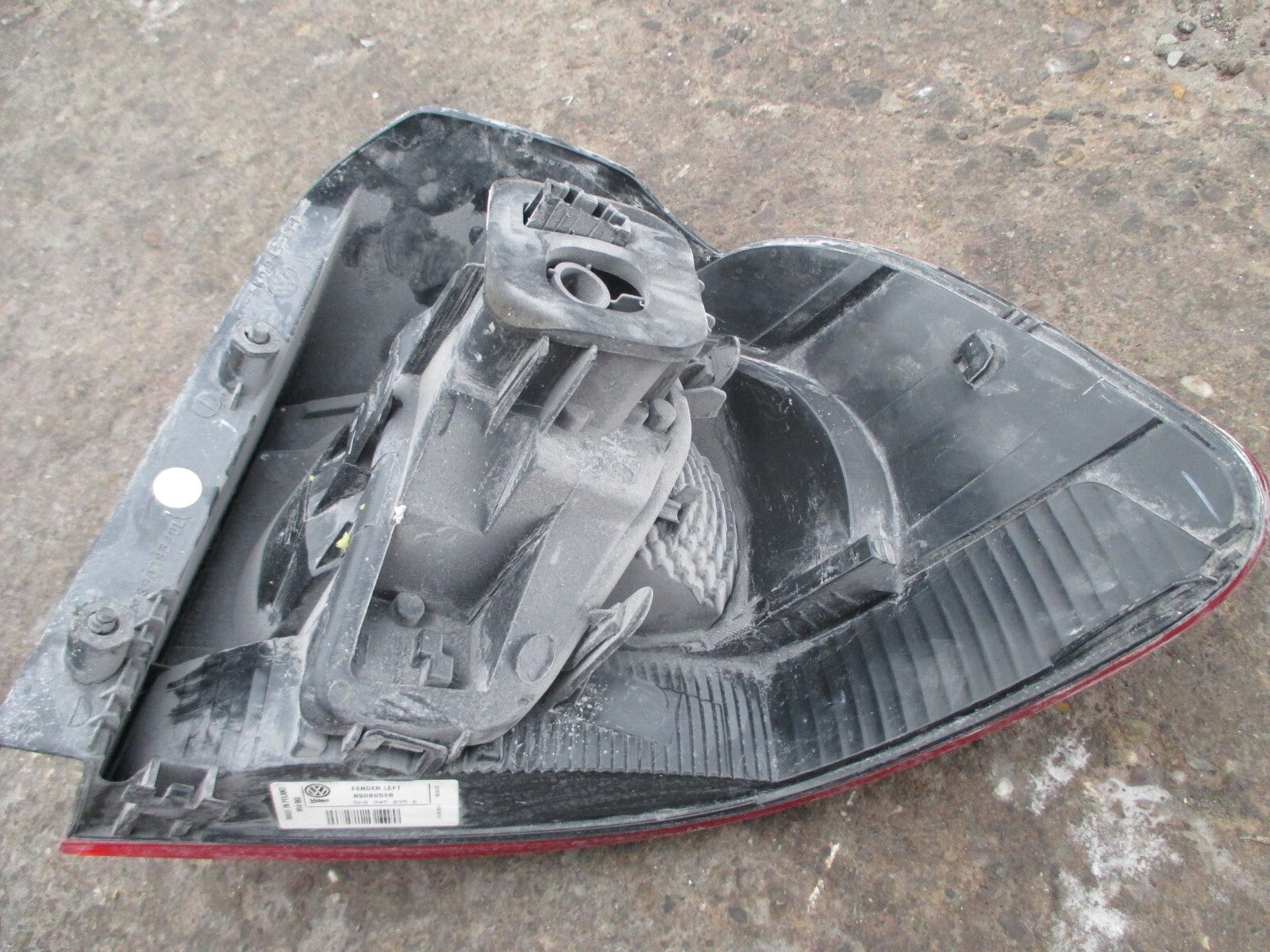 VW VOLKSWAGEN GOLF MK6 NSR PASSENGER SIDE REAR TAIL LIGHT 5K0945095E