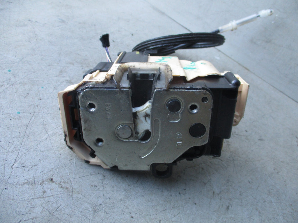 2019 FIAT PANDA MK3 NSF PASSENGER SIDE FRONT DOOR LOCK MECHANISM