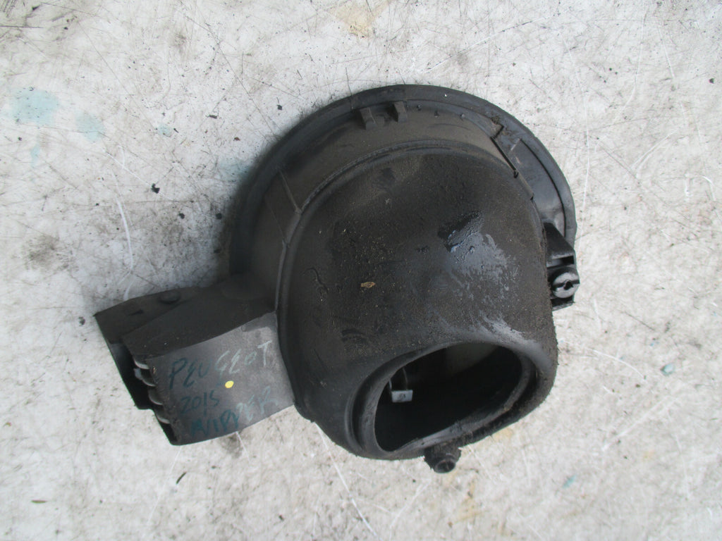 PEUGEOT BIPPER MK1 2015 1.3 DIESEL FUEL FILLER FLAP COVER WHITE
