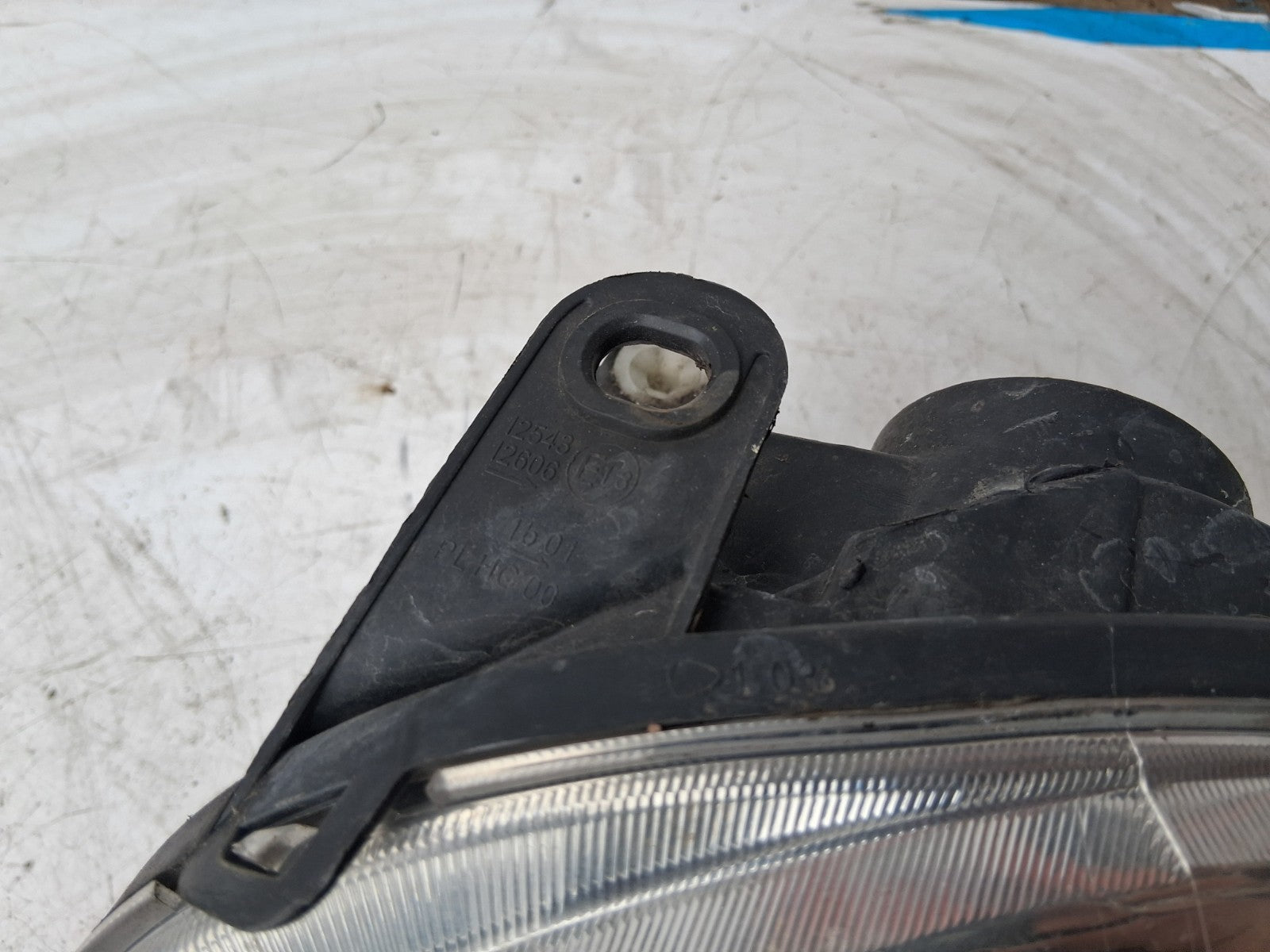 2010 FIAT 500 LOUNGE MK1 NS PASSENGER SIDE FRONT LEFT HEADLIGHT HEAD LAMP