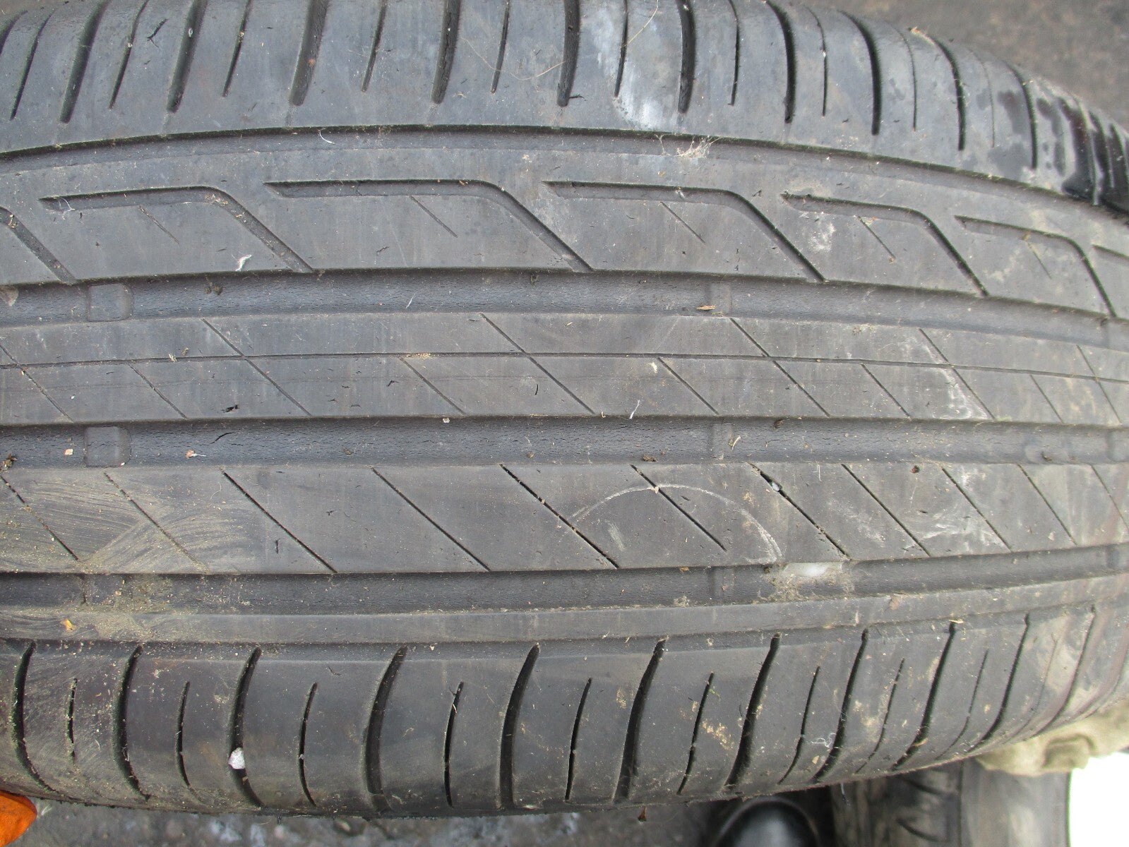 AUDI Q2 MK1 2020 16 INCH ALLOY WHEEL WITH TYRE 215/60R16 81A601025