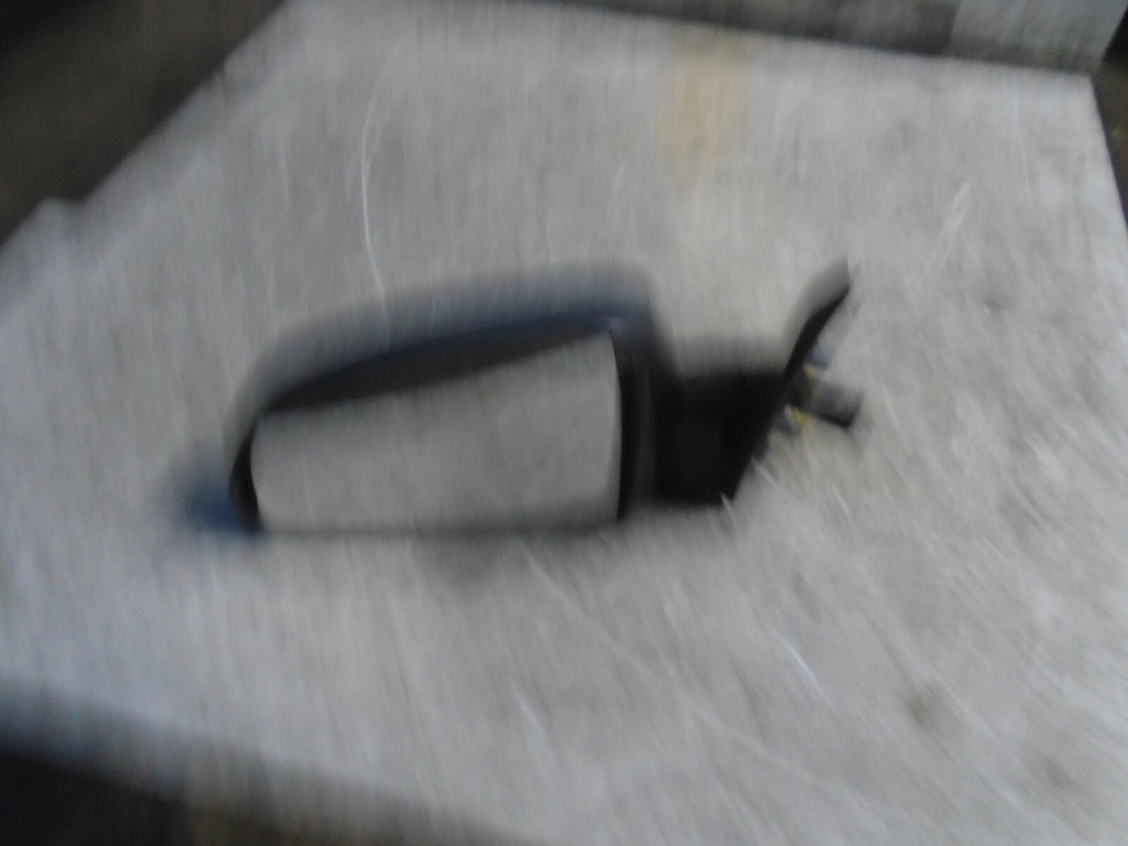VAUXHALL MERIVA A  2005 MK1 NSF FRONT PASSENGER SIDE ELECTRIC WING MIRROR
