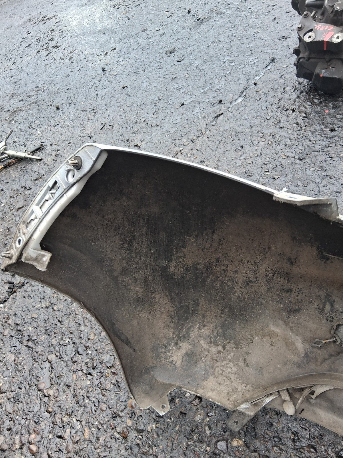 2012 PEUGEOT 208 COMPLETE REAR BUMPER SILVER