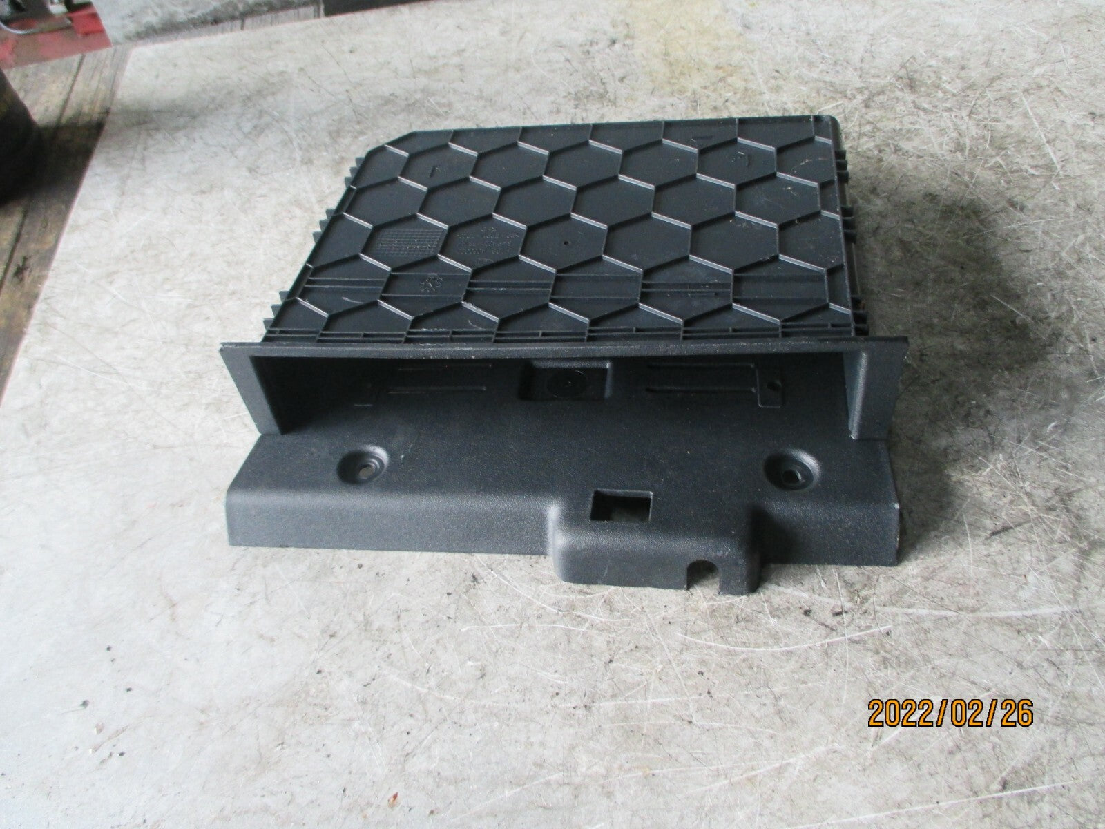 FORD FIESTA 2019 MK8 STORAGE COMPARTMENT H1BBA060C20