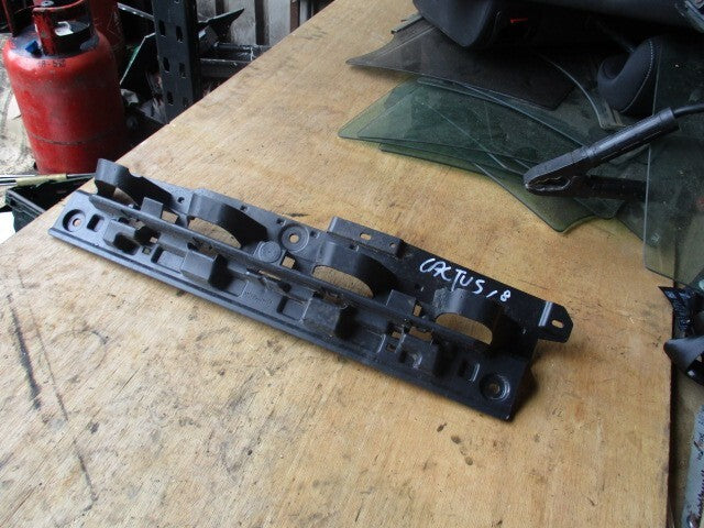 CITROEN C4 CACTUS 2018 BUMPER BRACKET CENTRE REAR 9801686480