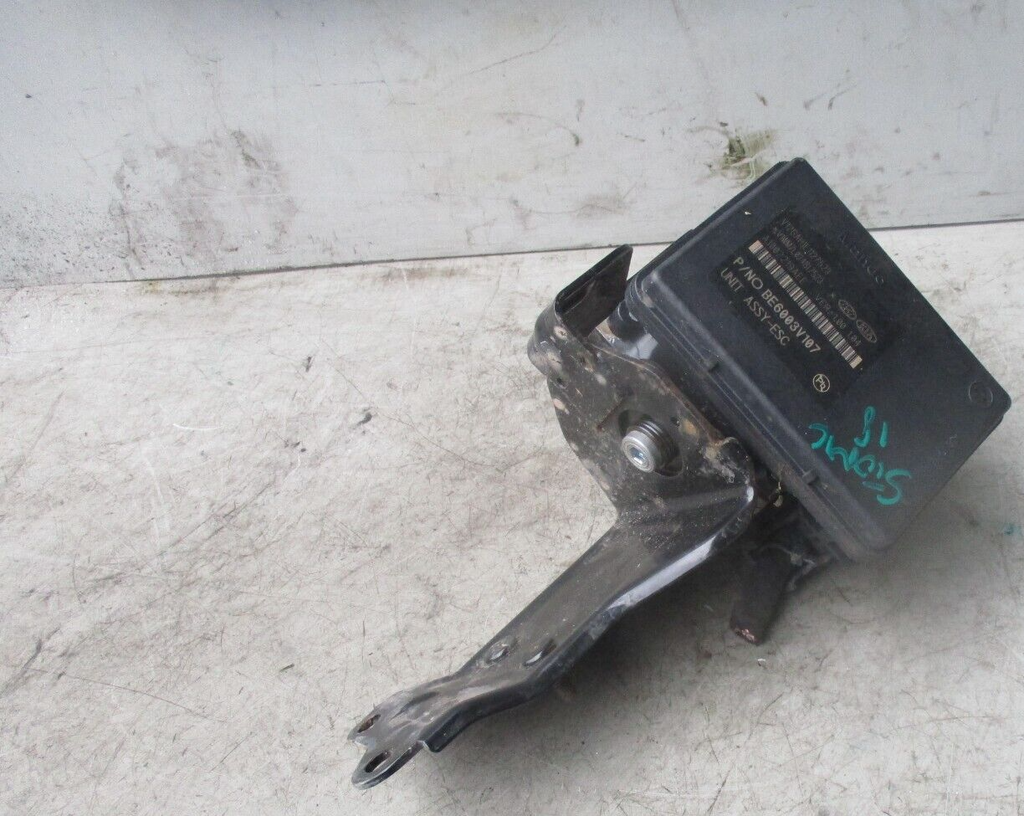 2018 KIA STONIC ABS PUMP AND CONTROL MODULE UNIT BE6003V107