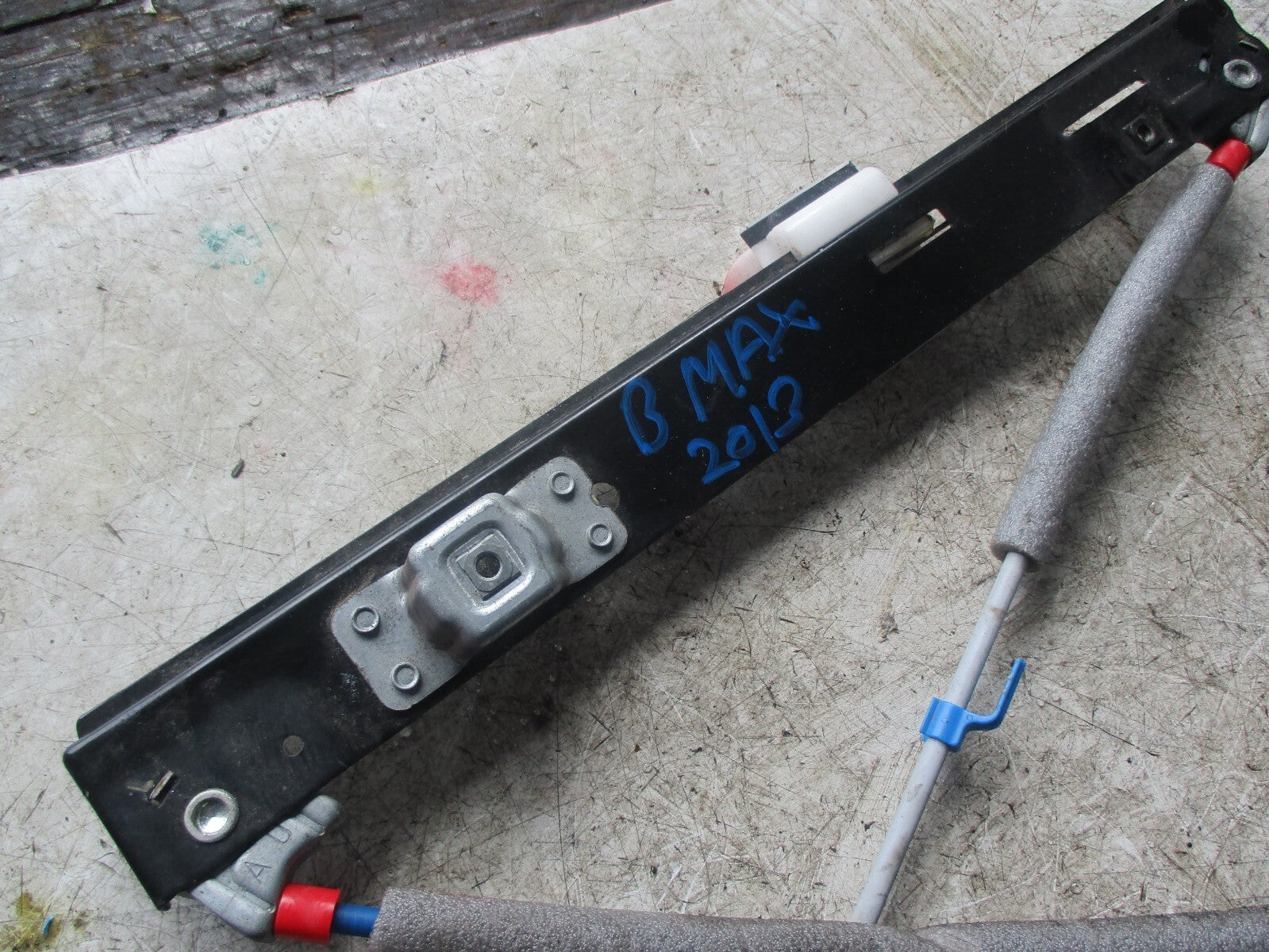 FORD B-MAX 2013 N/S PASSENGER SIDE WINDOW MOTOR REGULATOR 0130822649