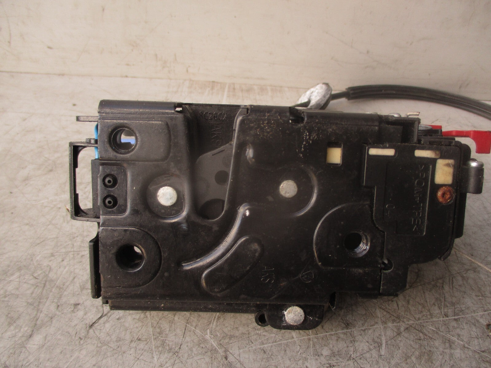 2008 VOLKSWAGEN TOURAN MK1 OSF DRIVER SIDE FRONT RIGHT DOOR LOCK 3D2837016J