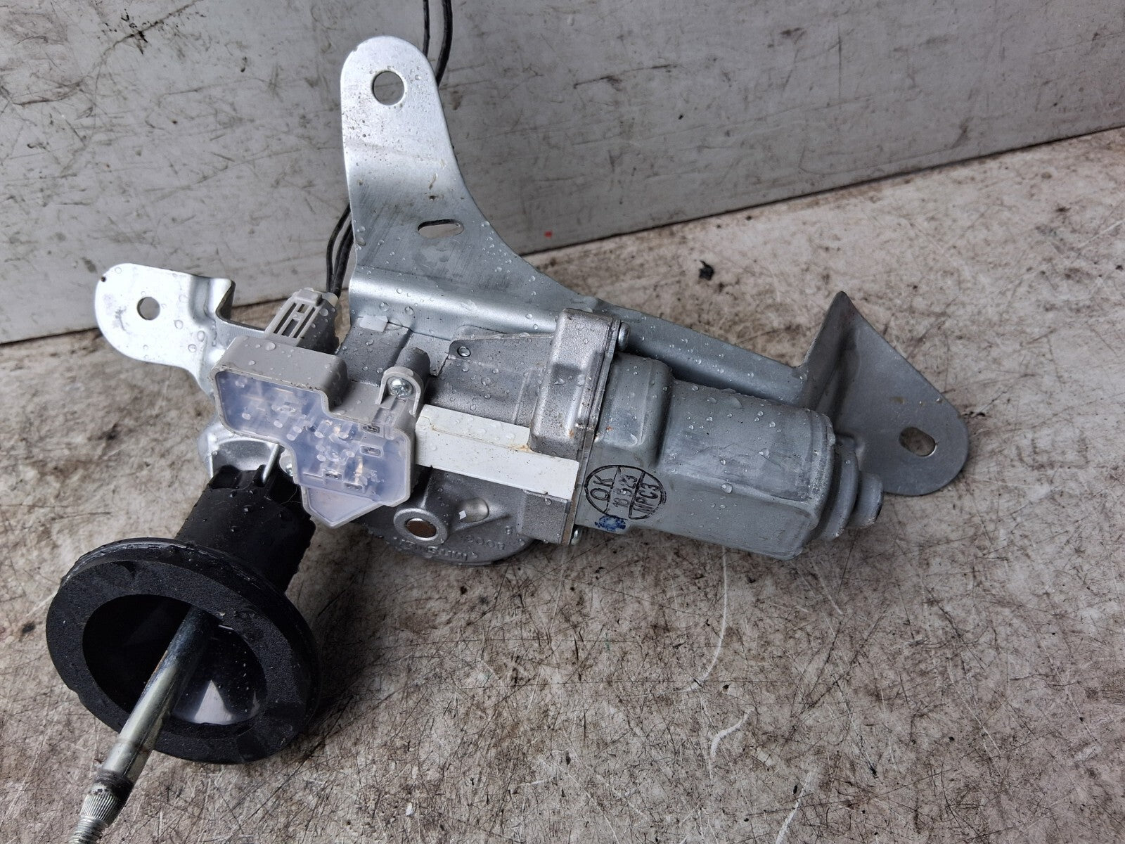 2016 NISSAN MICRA K13 MK4 REAR WINDSCREEN WIPER MOTOR 287101HA0A