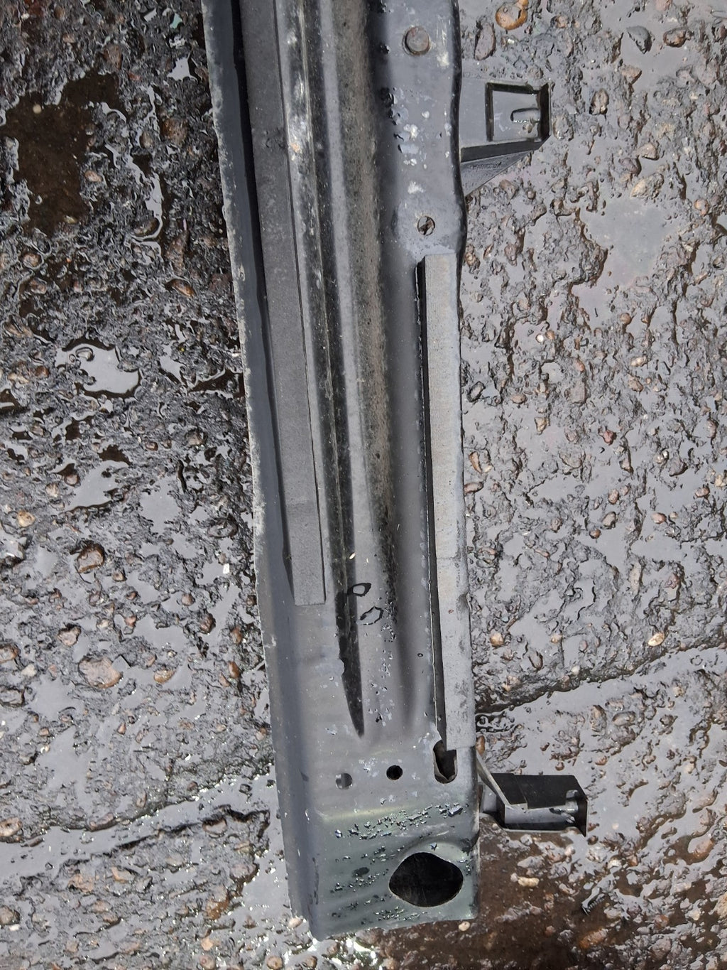 2017 RENAULT CLIO MK4 REAR BUMPER REINFORCEMENT CRASH BAR