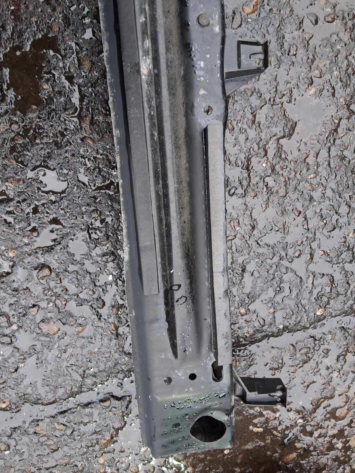 2017 RENAULT CLIO MK4 REAR BUMPER REINFORCEMENT CRASH BAR