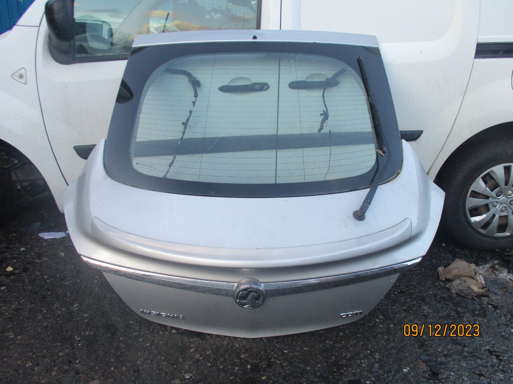 VAUXHALL INSIGNIA MK1 2011 COMPLETE TAILGATE BOOTLID SILVER