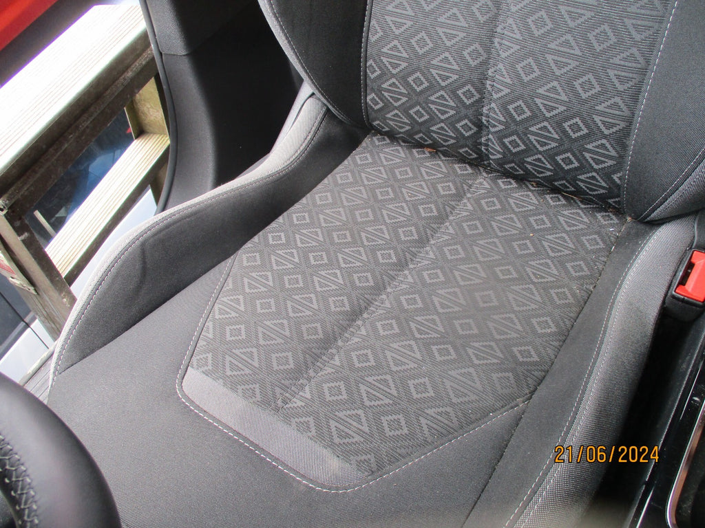 VAUXHALL MOKKA B MK2 2022 OSF DRIVER SIDE FRONT COMPLETE SEAT FABRIC