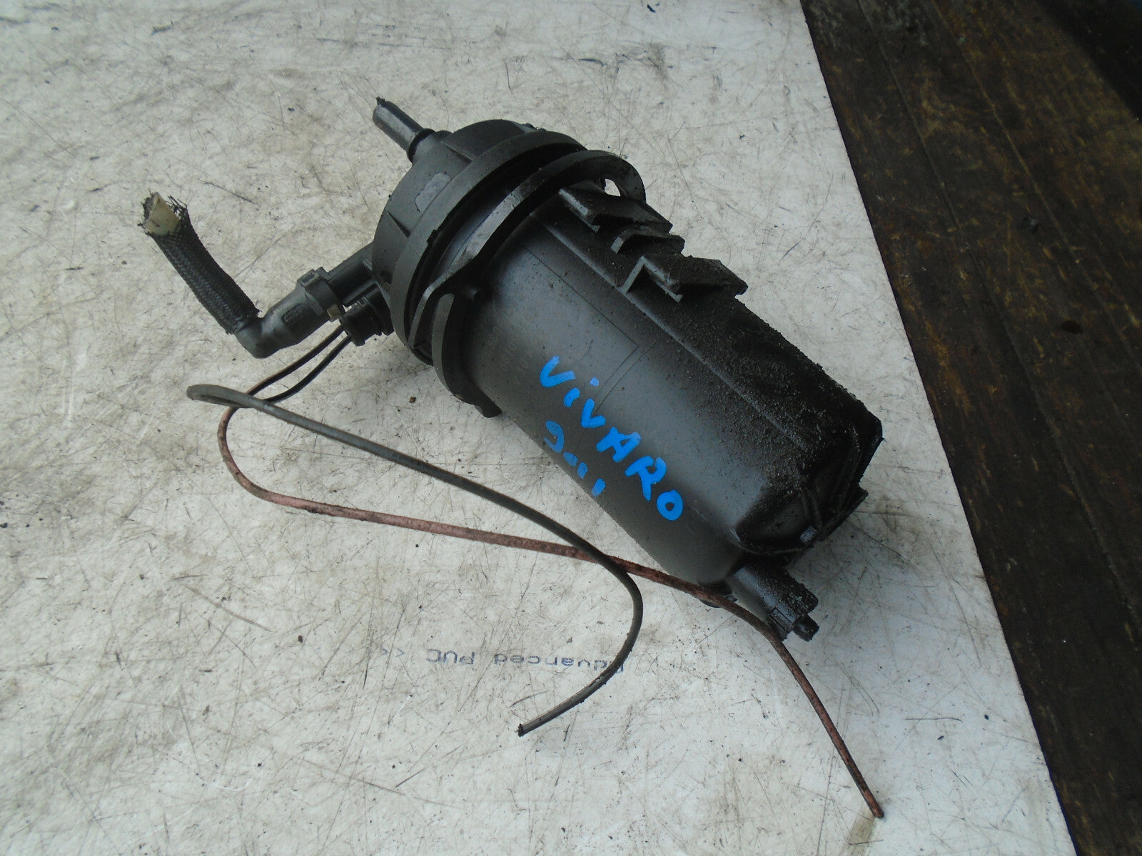 VAUXHALL VIVARO MK1 2011 2.0 DIESEL FUEL FILTER 8200780972