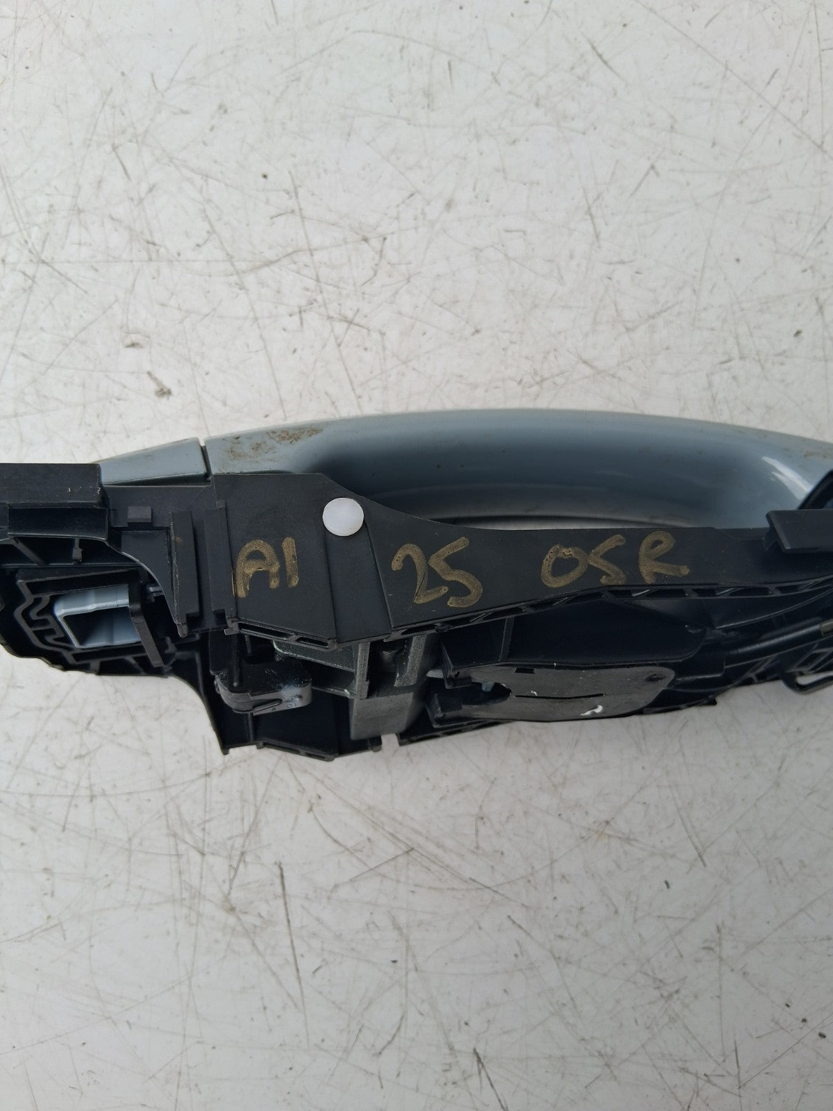 2025 AUDI A1 S LINE OSR OFF RIGHT DRIVER SIDE FRONT DOOR HANDLE 8V0839885