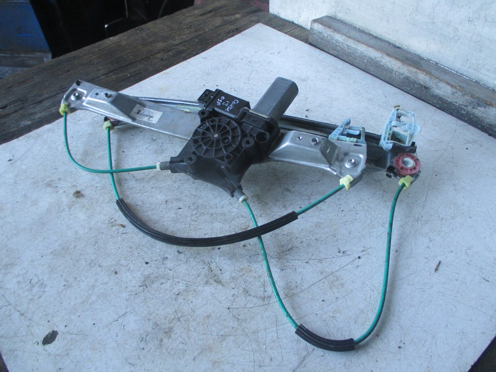 VAUXHALL CORSA D 2013 OSF DRIVER SIDE FRONT WINDOW MOTOR REGULATOR 541613212