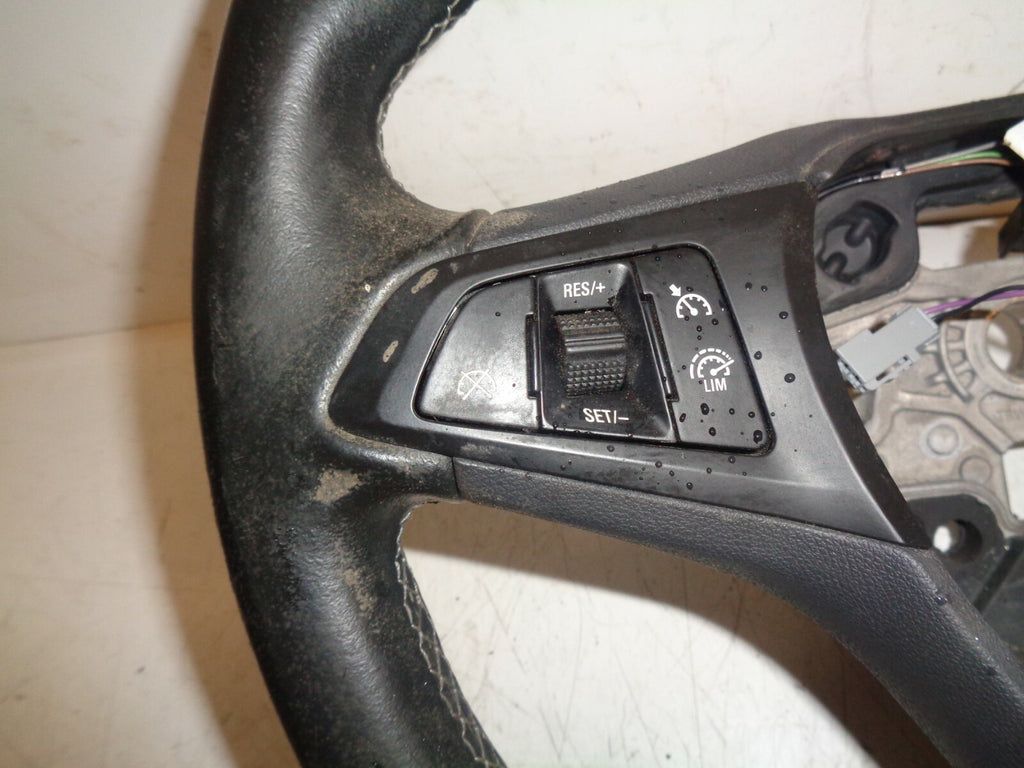 VAUXHALL CORSA E 2016 1.4 PETROL 3 SPOKE MULTI FUNCTION STEERING WHEEL 39035990