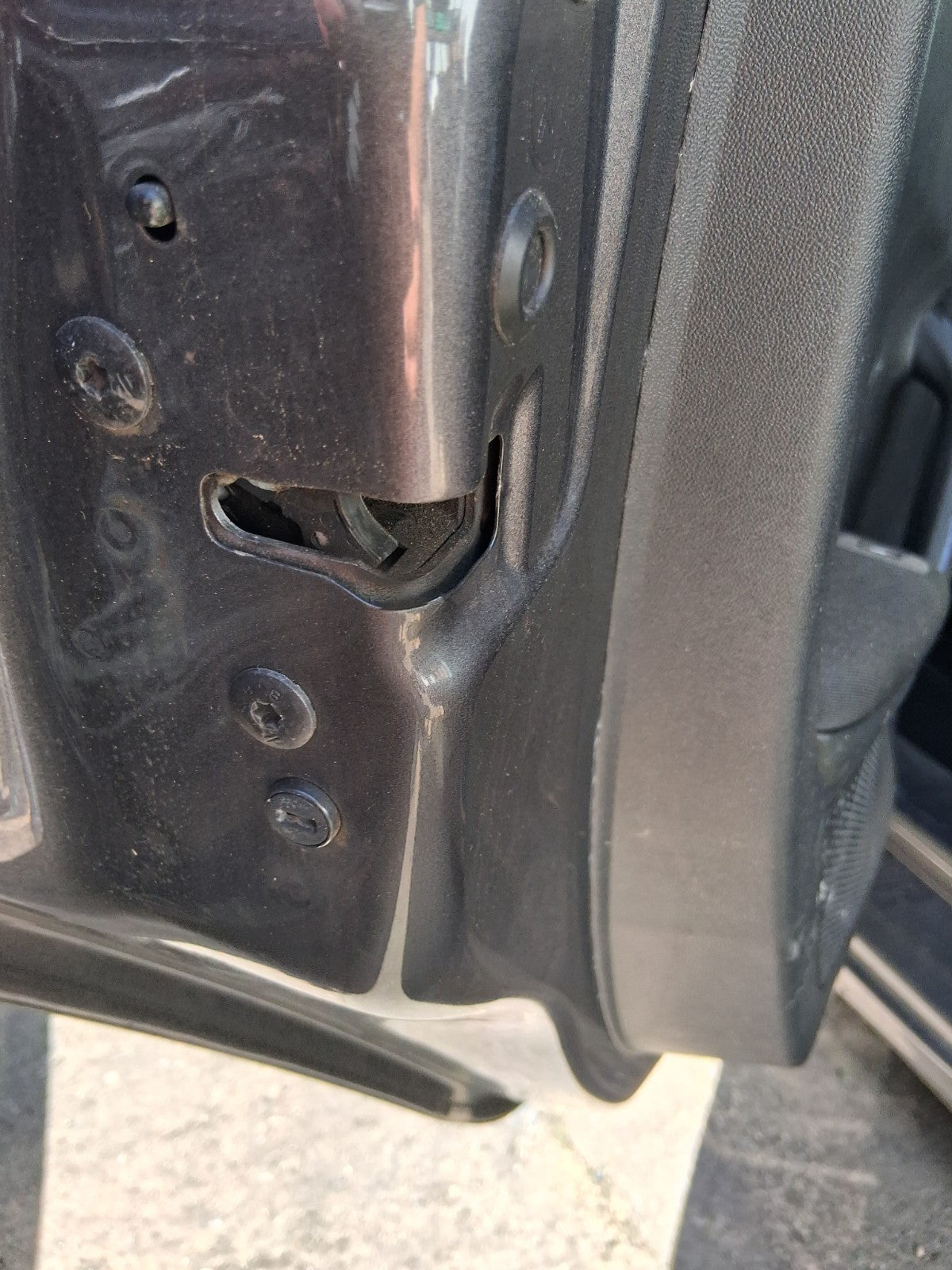 2019 PEUGEOT 208 MK1 NSR PASSENGER SIDE REAR LEFT DOOR LOCK MECHANISM