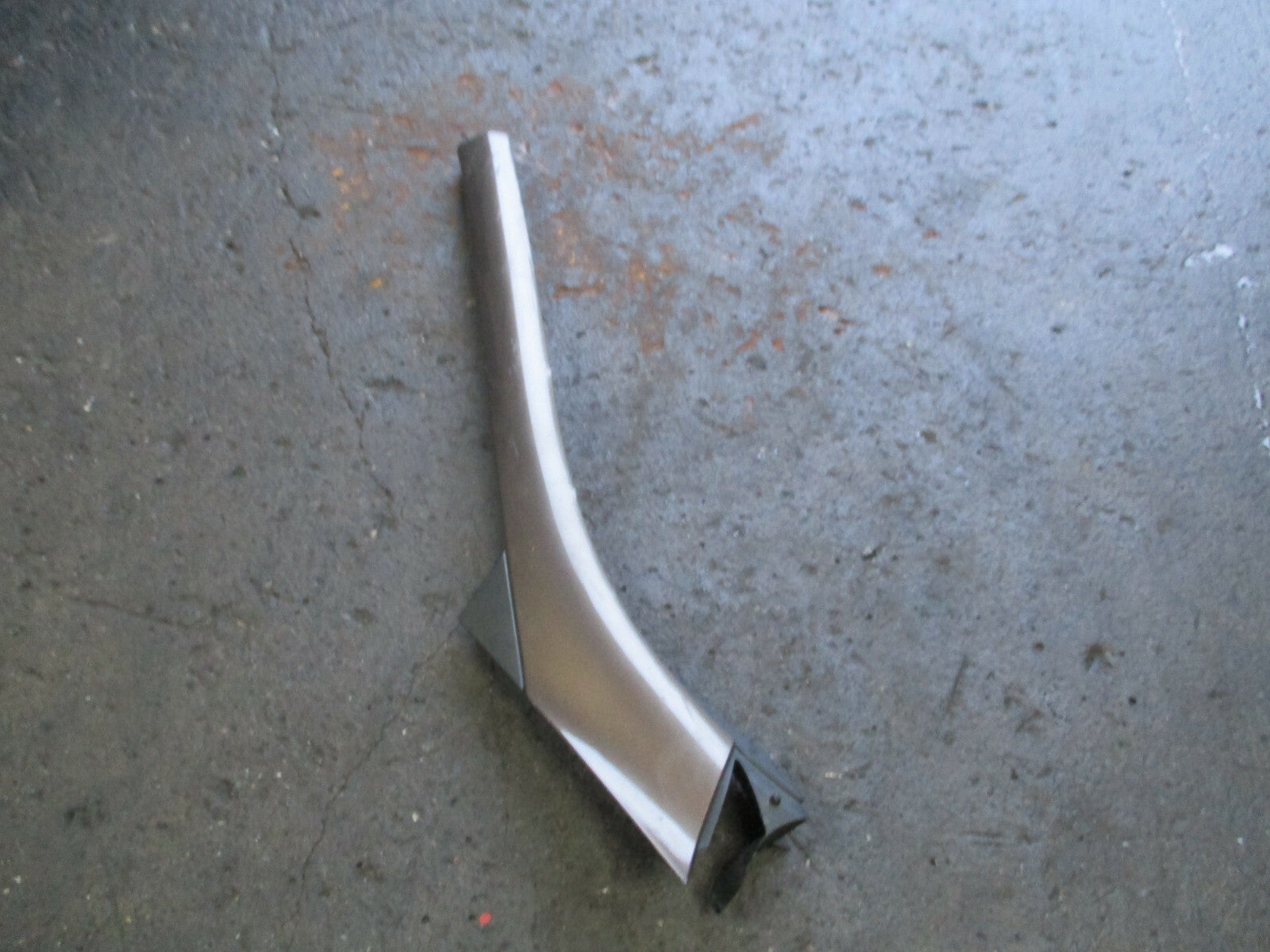 RENAULT SCENIC MK3 2012 OSF DRIVER SIDE FRONT PILLER TRIM COVER 768340002R