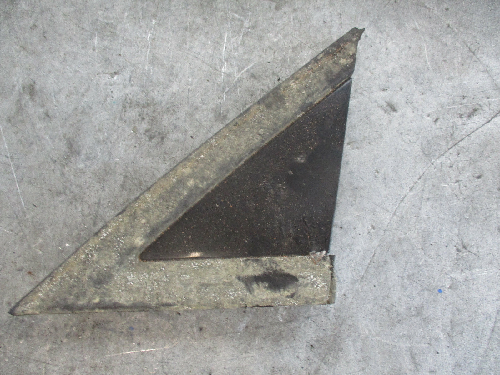CITROEN C8 NS PASSENGER SIDE WING CORNER TRIM PAIR 1487588077