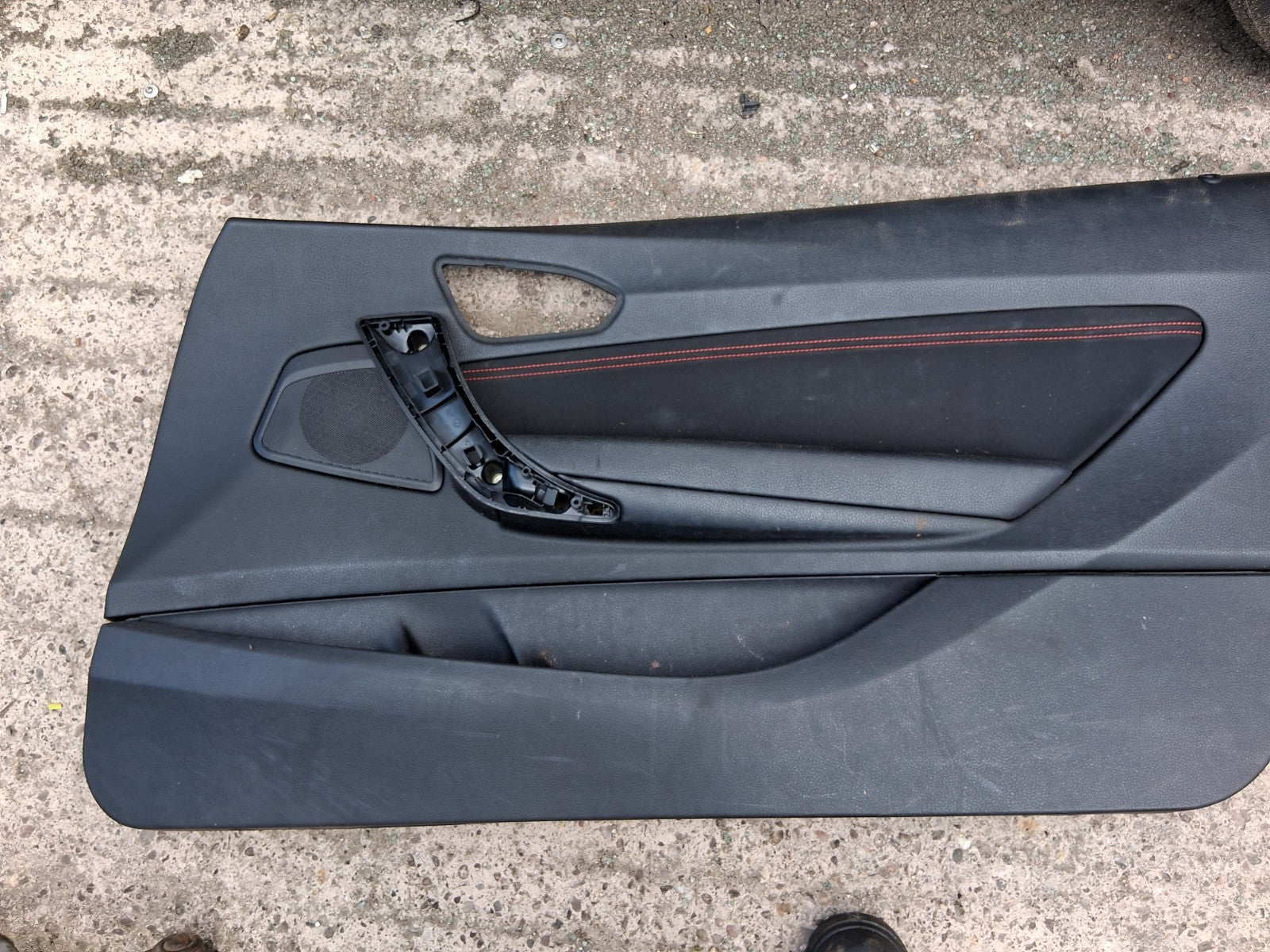 2014 BMW 1 SERIES F20 3 DOOR OSF DRIVER SIDE FRONT RIGHT DOOR CARD