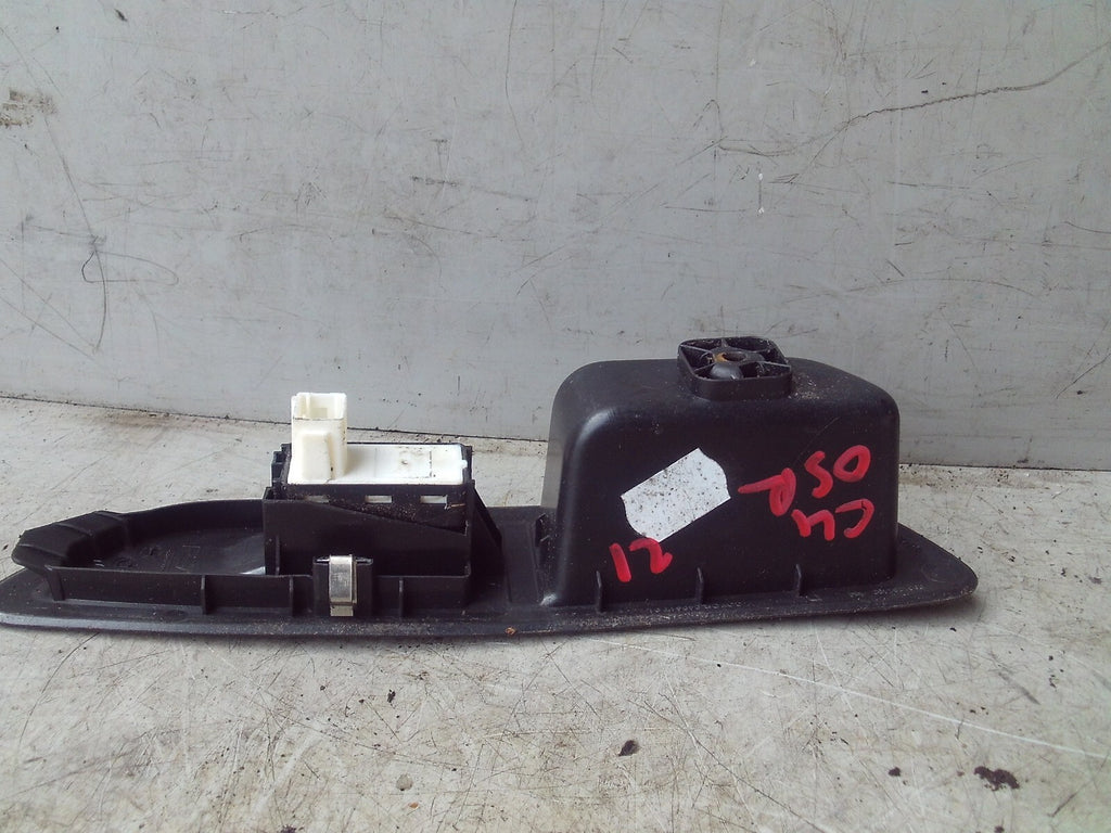 21 CITROEN C4 MK3 OSR DRIVING SIDE REAR RIGHT WINDOW CONTROL SWITCH 9831081480